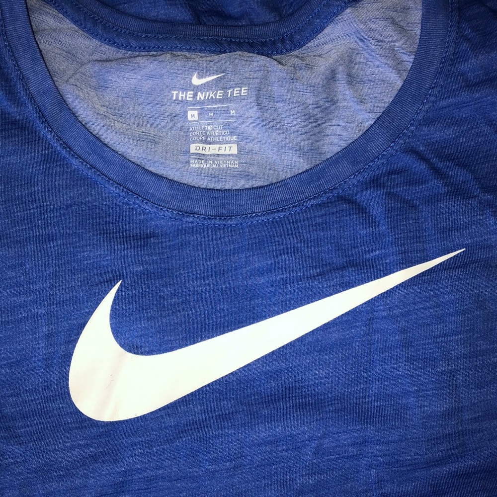 Cute women’s nike tee